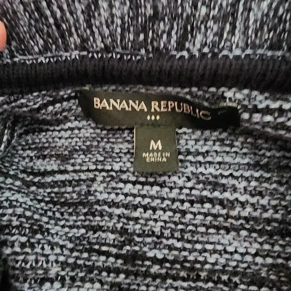 Banana Republic outlet blue cardigan stripes mens size M‎